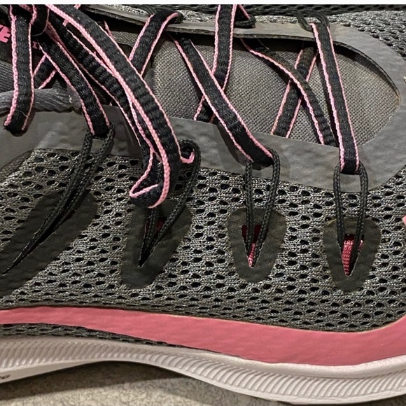 Nike Quest Women’s Running Shoes - Picture 9 of 10